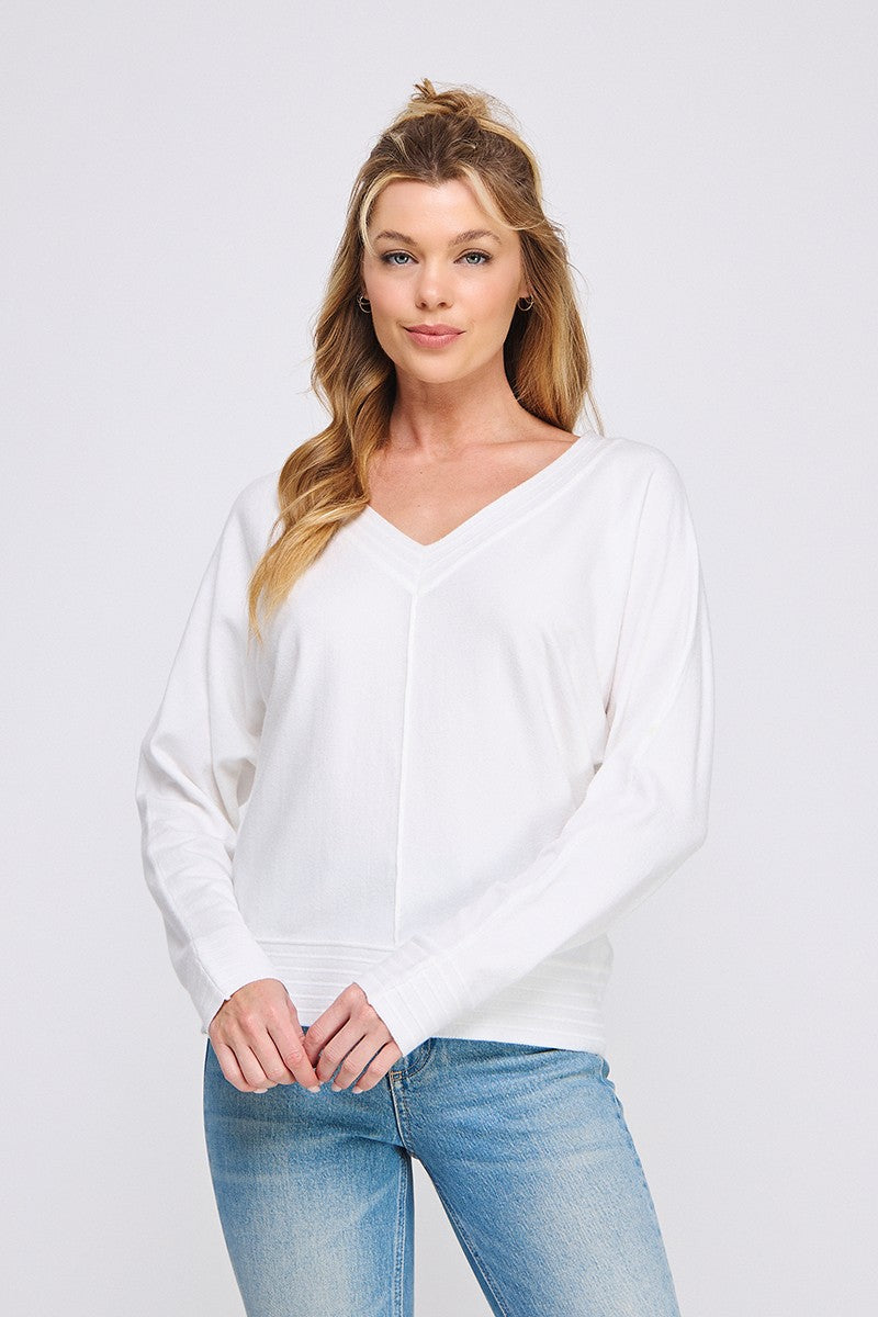 Center Seam V Neck Pullover In Off White