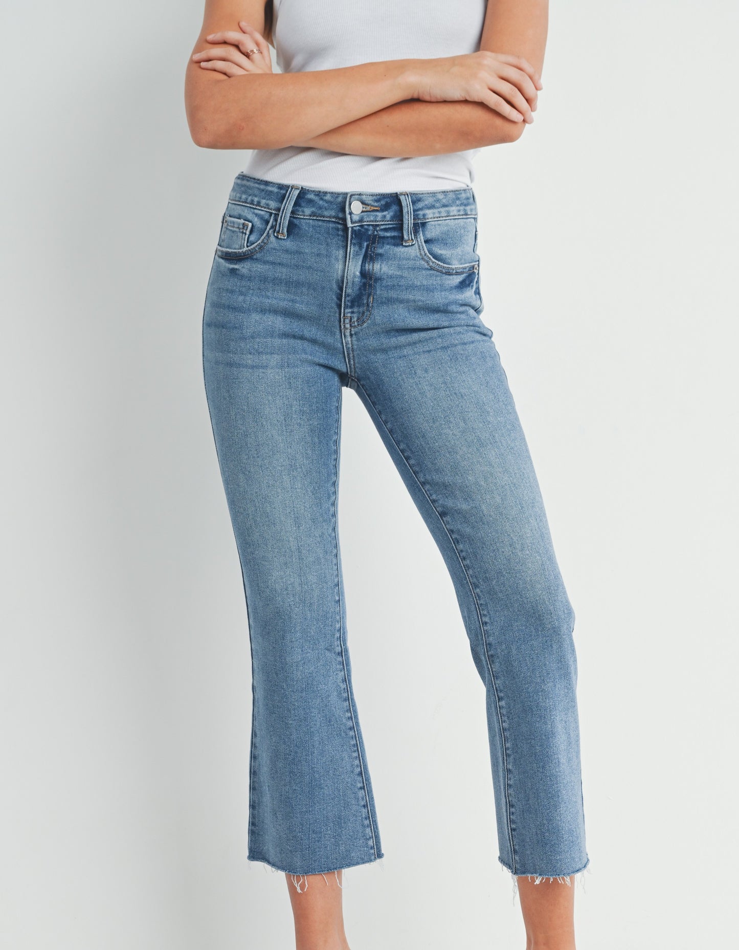 Camden Crop Stretch Flare Jean in Medium Denin