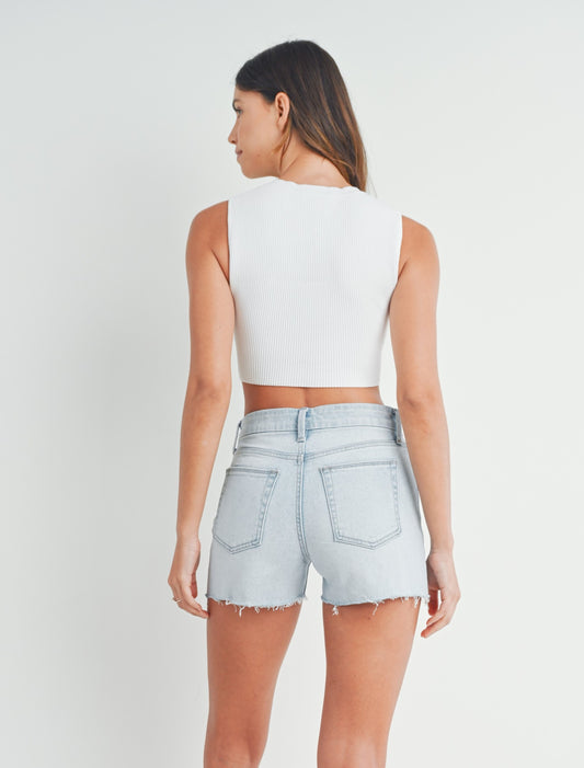Ready for the Weekend Shorts in Light Demin