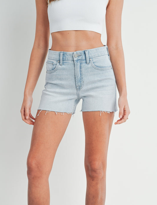 Ready for the Weekend Shorts in Light Demin