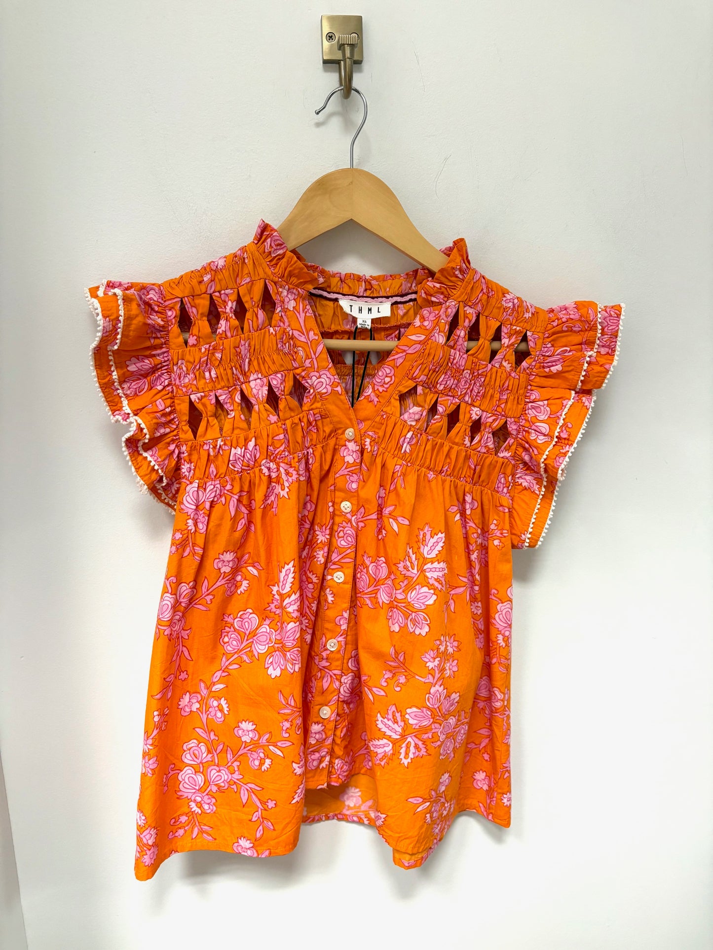 Floral Flutter Sleeve Top In Orange