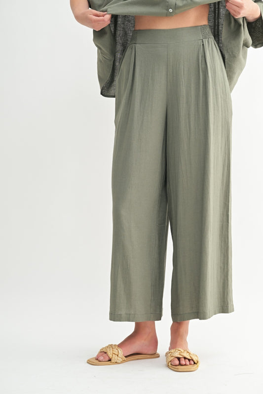 Linen Blend Set In Dark Olive