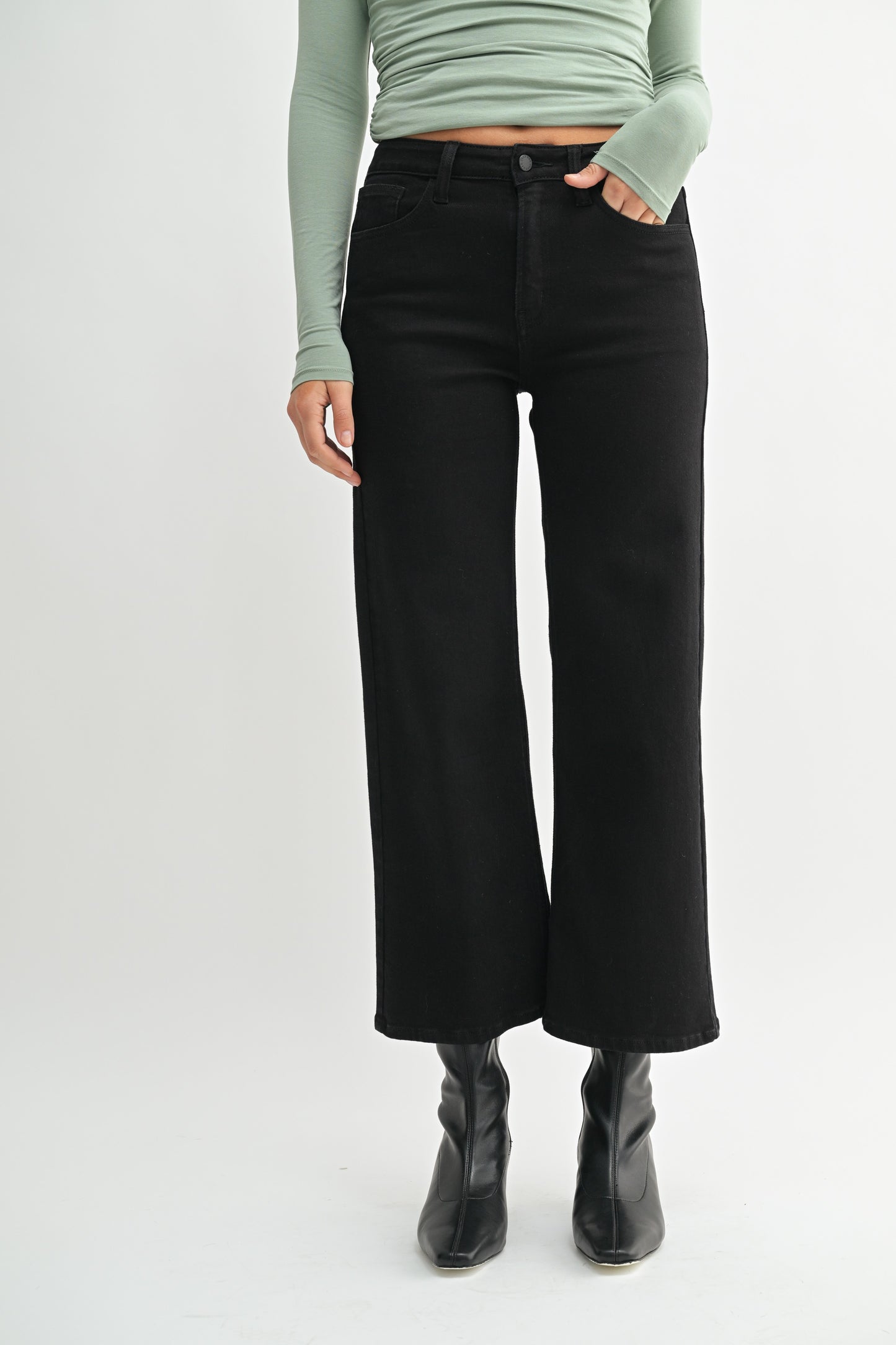 Allie Slim Wide Leg Jeans In Black