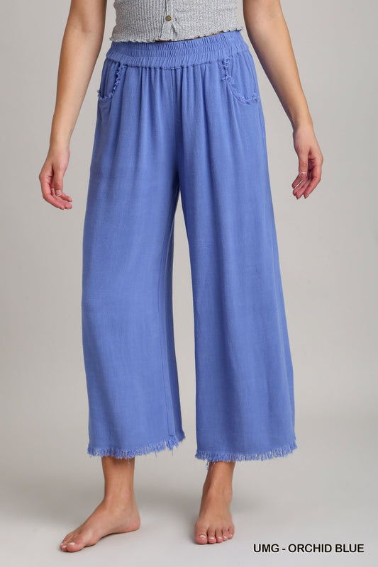 Living in Linen Pants in Orchid Blue