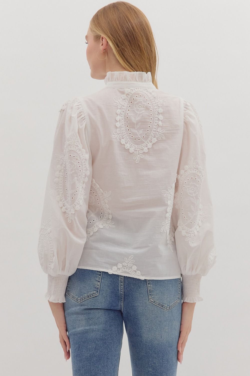 Pretty Detail Top In Off White