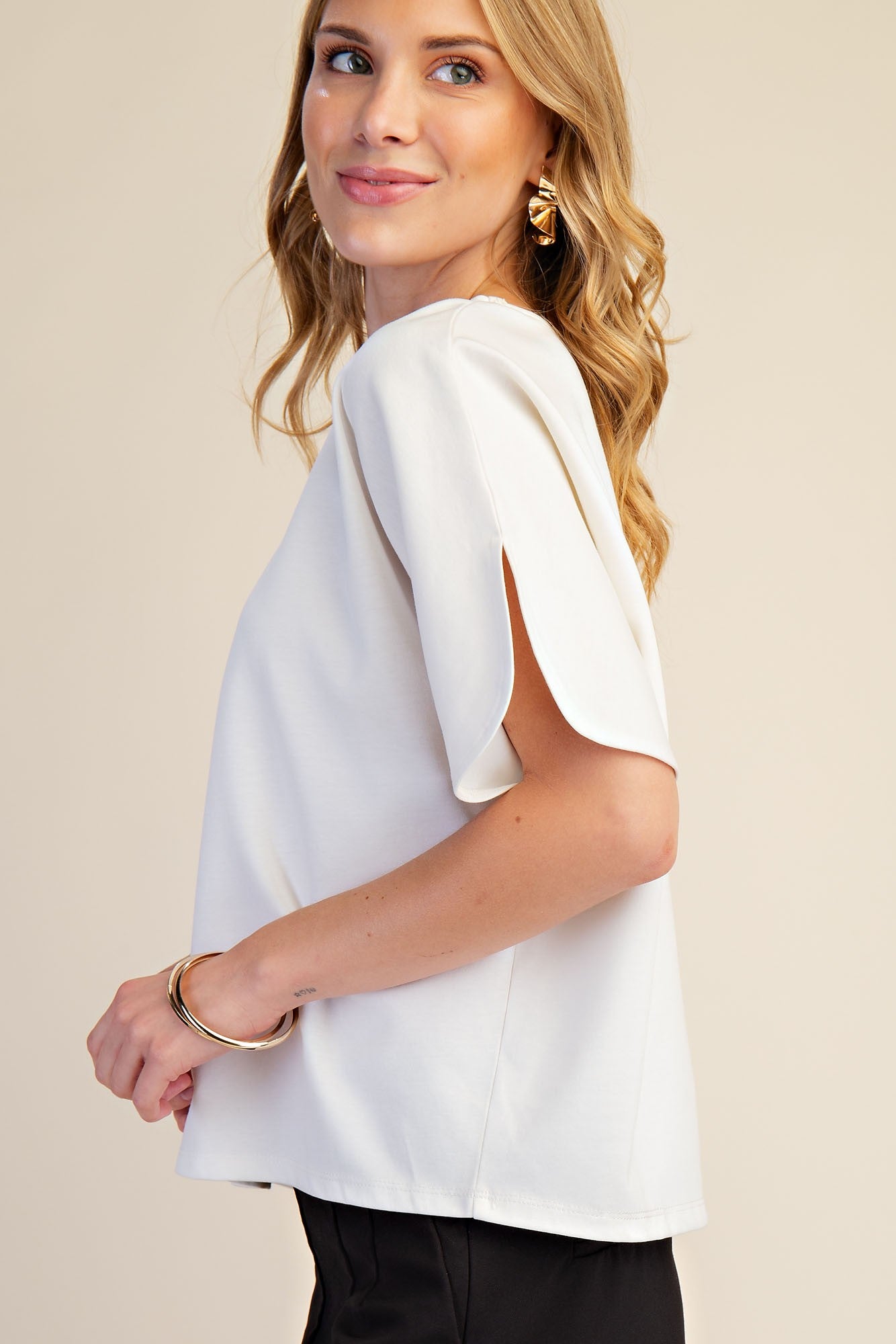 Riley Short Sleeve Top In Ivory