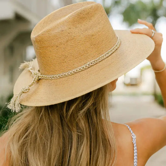 Tipsy Threads Natural Palm Hat In Gold