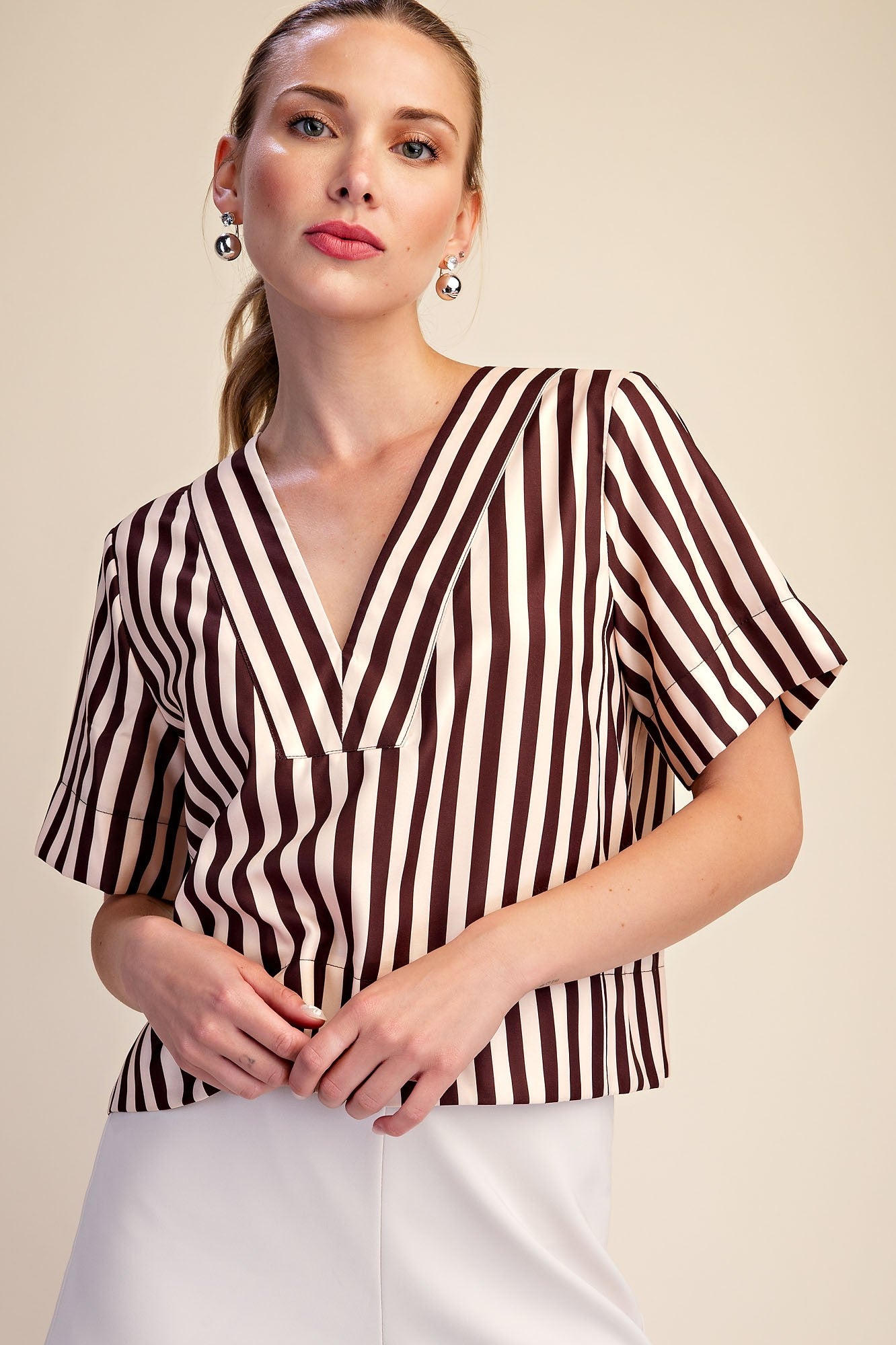 V-Neck Stripe Short Sleeve Top In Chocolate & Cream