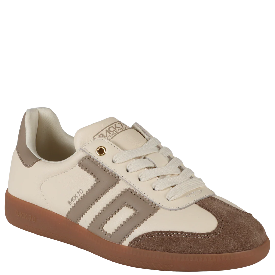 Back 70 Cloud NM in Milk Taupe Sneakers