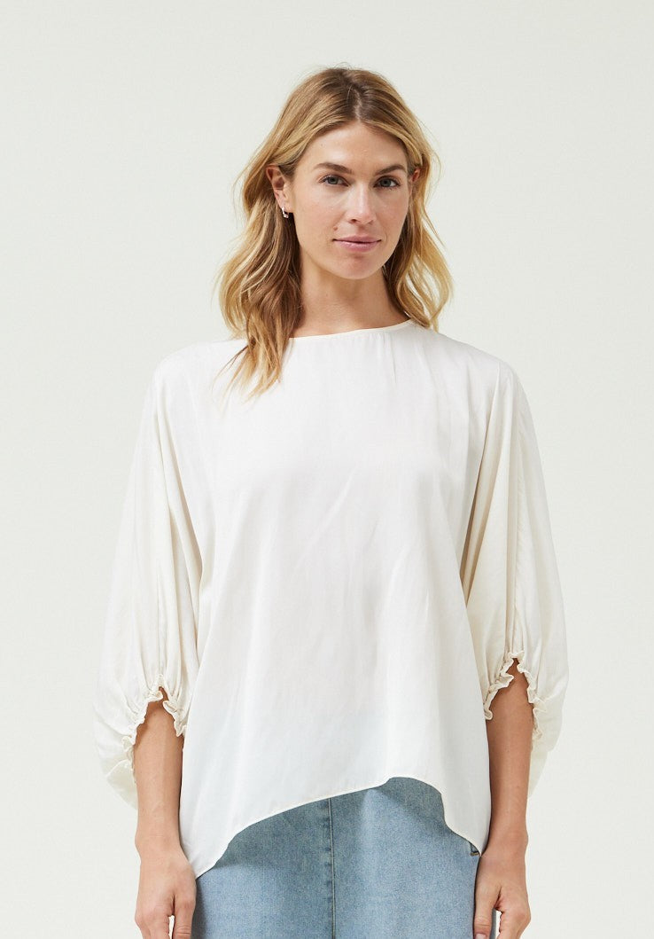 Loose Sleeve 3/4 Satin Blouse in Cream