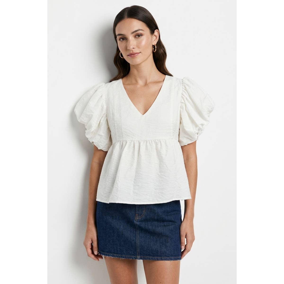 Statement Sleeve V-neck Linen Top