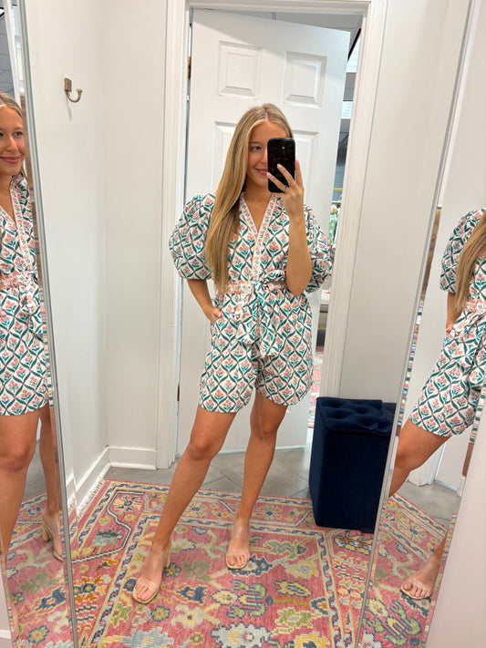 Ruffle Neck Puff Sleeve Romper In Green