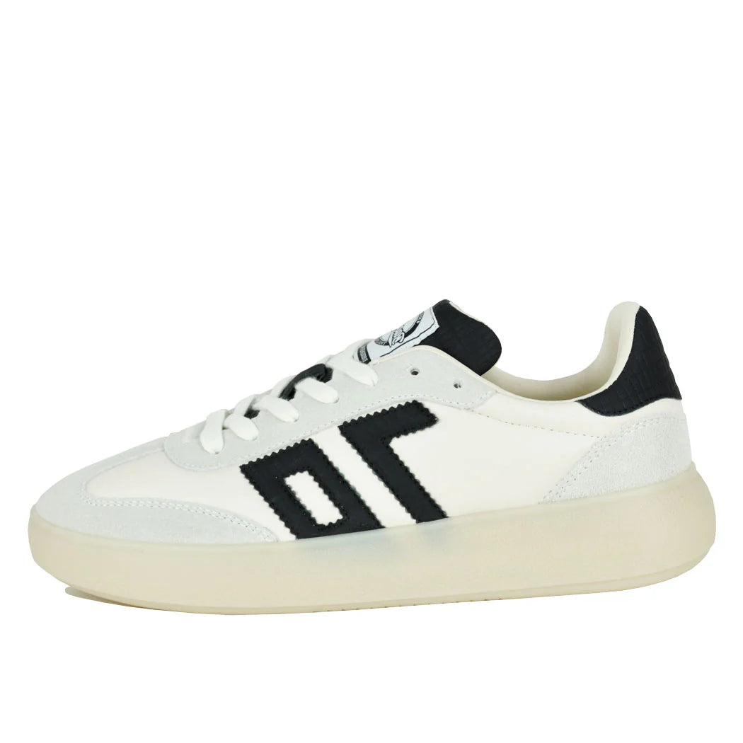 Back 70 Brooklyn L26 White Black