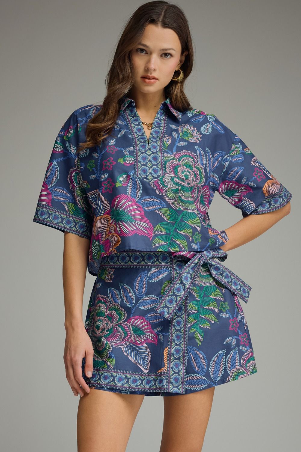 Botanical Print Short Sleeve Top In Indigo