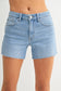 Chelsea 90’s Cut Off Jean Shorts In Light Denim