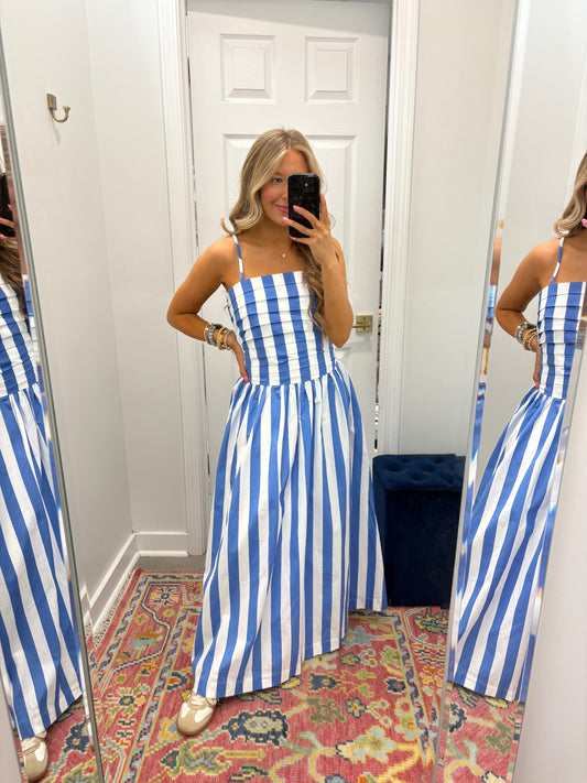 Stripe Back Side Pockets Smocked Midi Dress in Blue/White