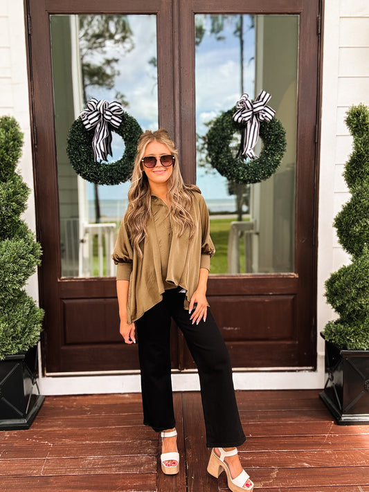 Mock Neck Band Puff Sleeve Blouse In Olive