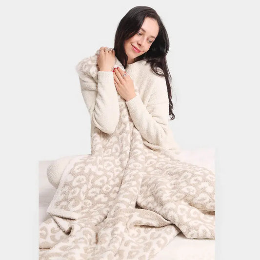 Leopard Patterned Reversible Throw Blanket In Beige
