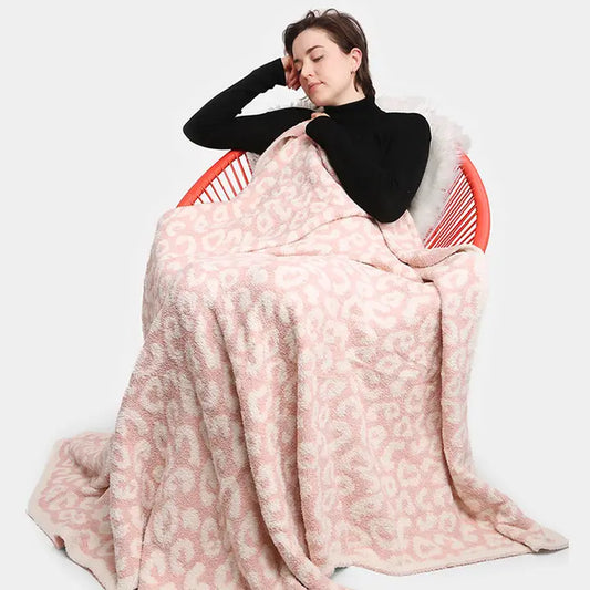 Leopard Patterned Reversible Throw Blanket In Pink