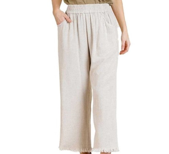 Living in Linen Pants in Oatmeal