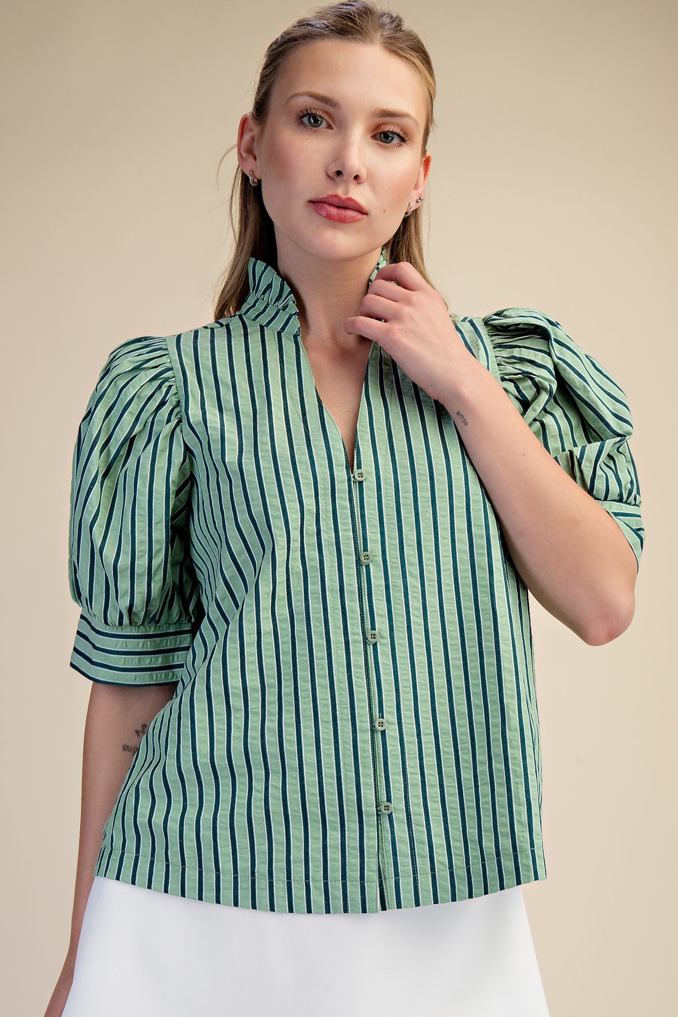 Ruffle V-Neck Puff Sleeve Button Down Top In Green