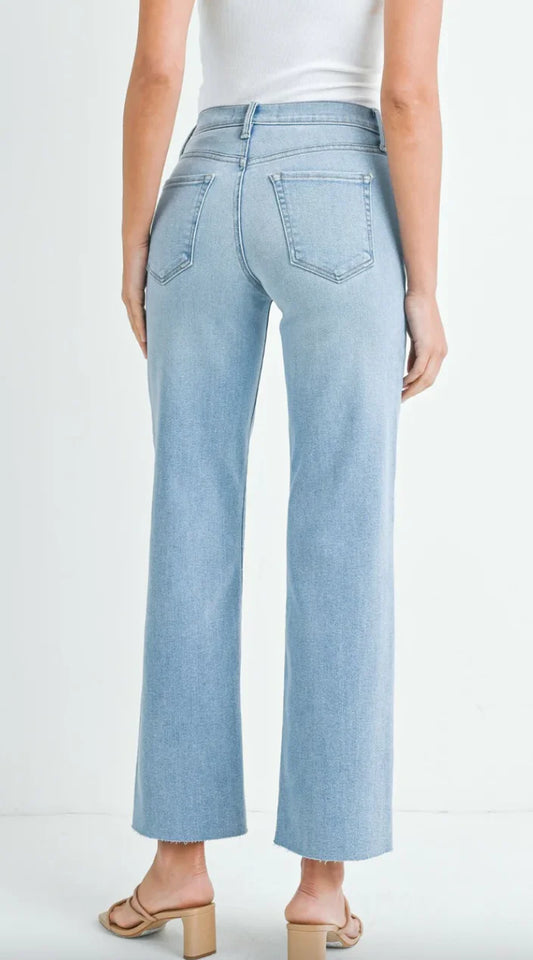Camden Stretch Cropped Flare Jean In Light Denim