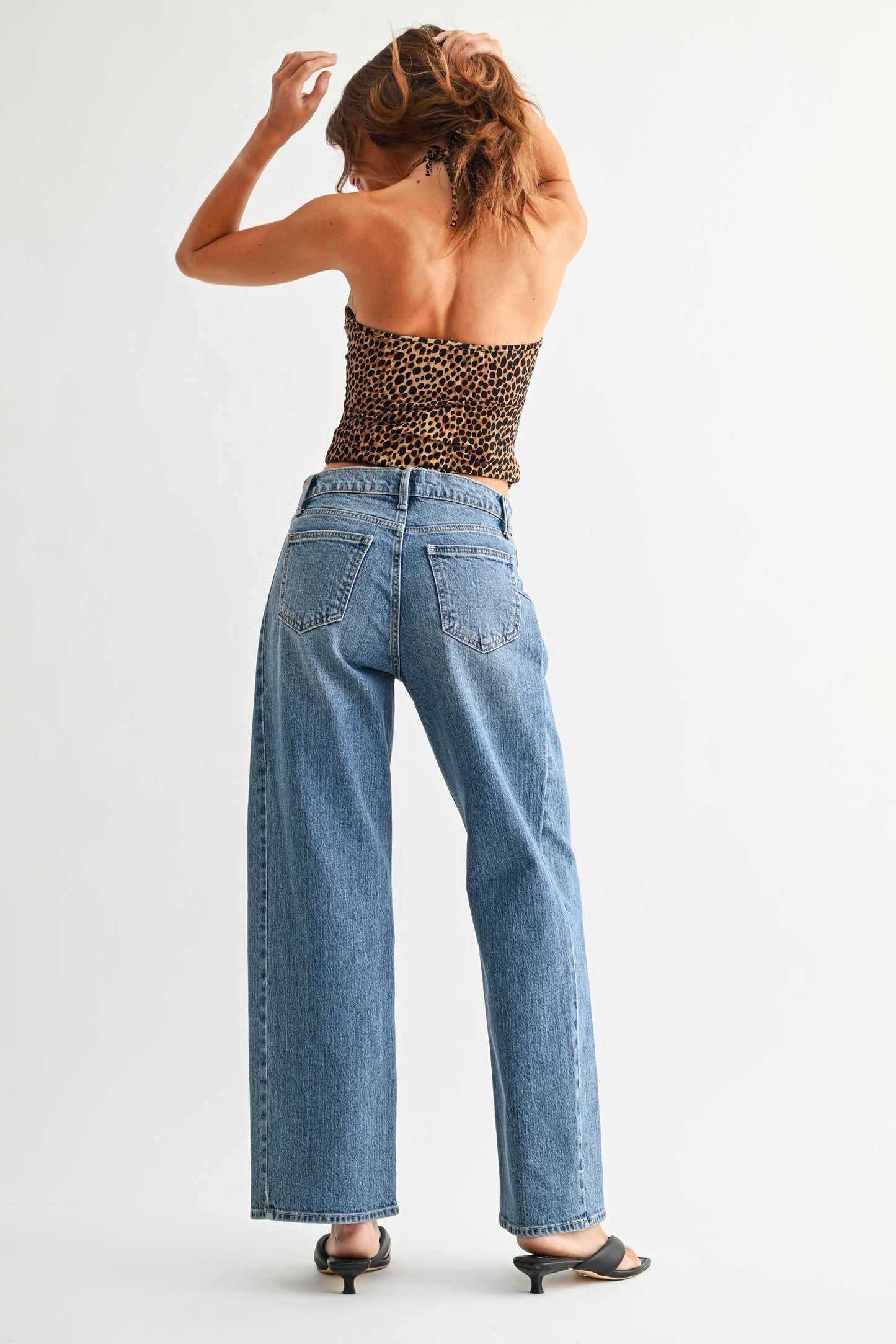 Sidney Stretch Slight Barrel Twist In Medium Denim