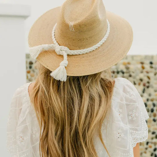 Tipsy Threads Natural Palm Hat In Cream