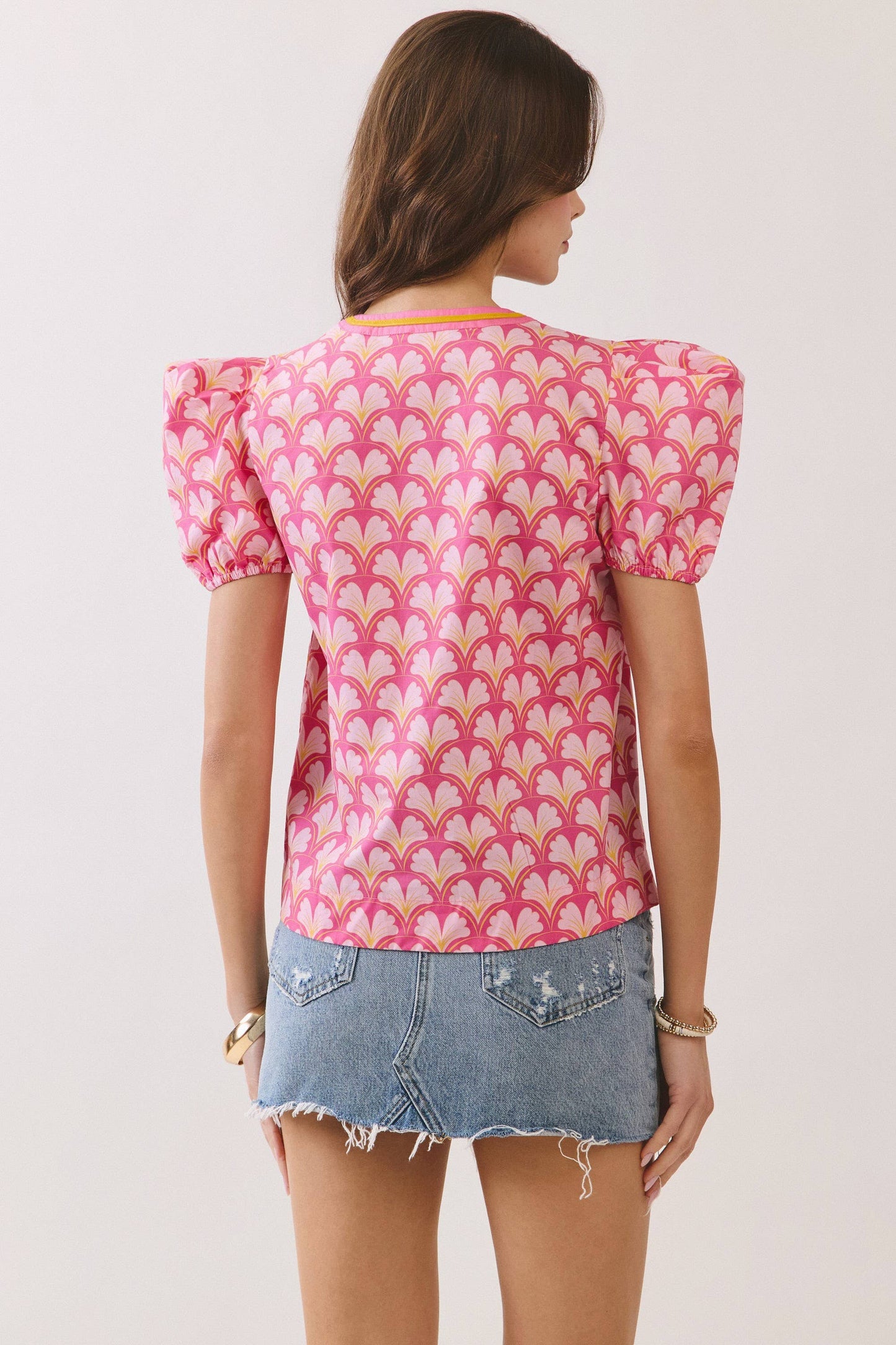 Geometric Print Split Neckline Puff Sleeve Top