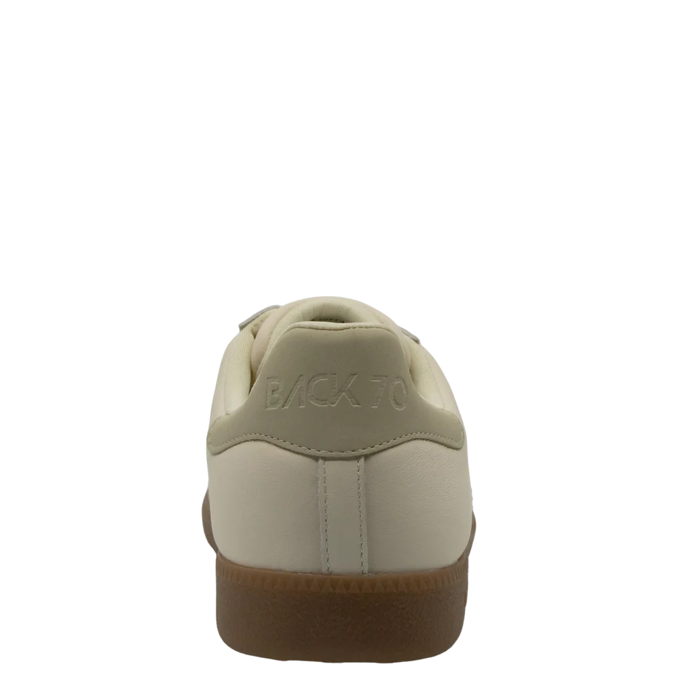 Back 70 Cloud D26 in BUTTER BEIGE Sneakers