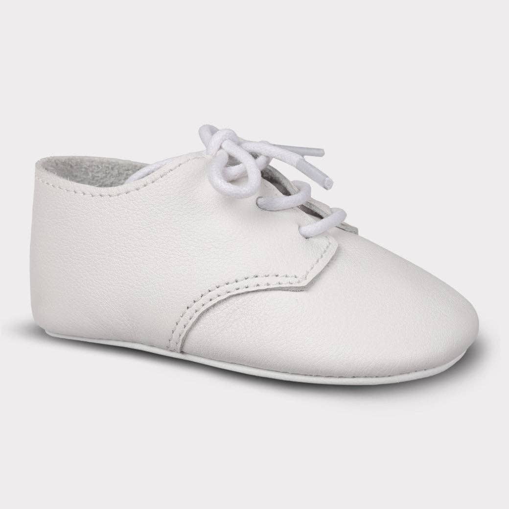 August Crib Lace-Up Shoe